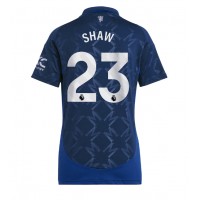 Camiseta Manchester United Luke Shaw #23 Visitante Equipación para mujer 2024-25 manga corta